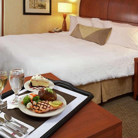 Hilton Garden Inn Нью-Браунфелс Номер фото